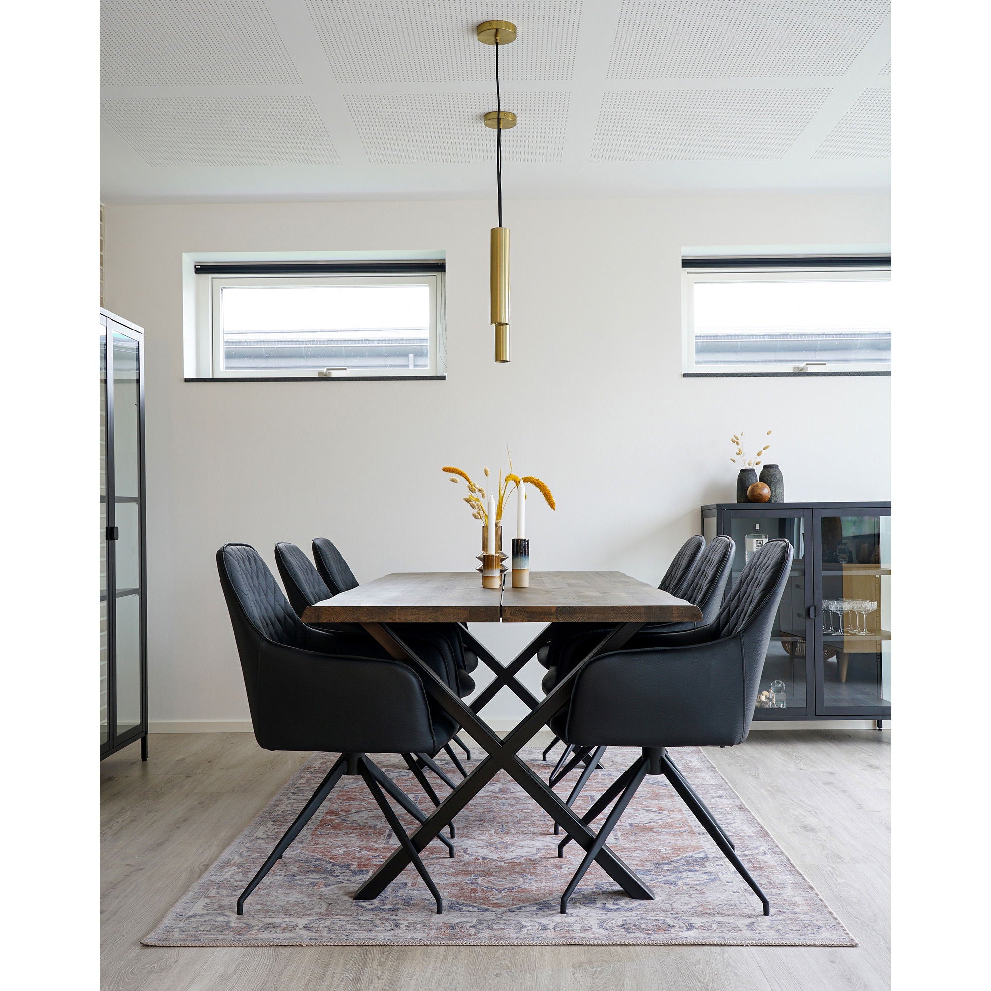 Harbo Dining Chair with swivel