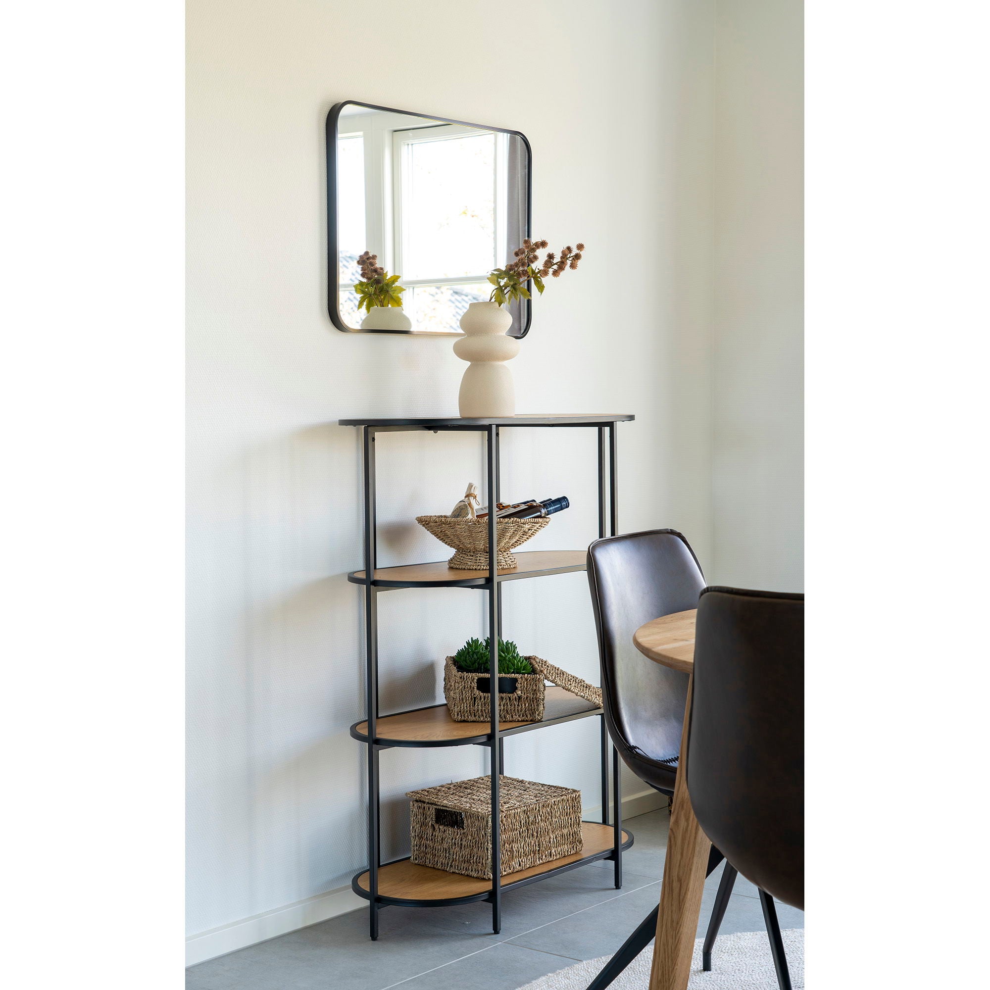 Vita shelf