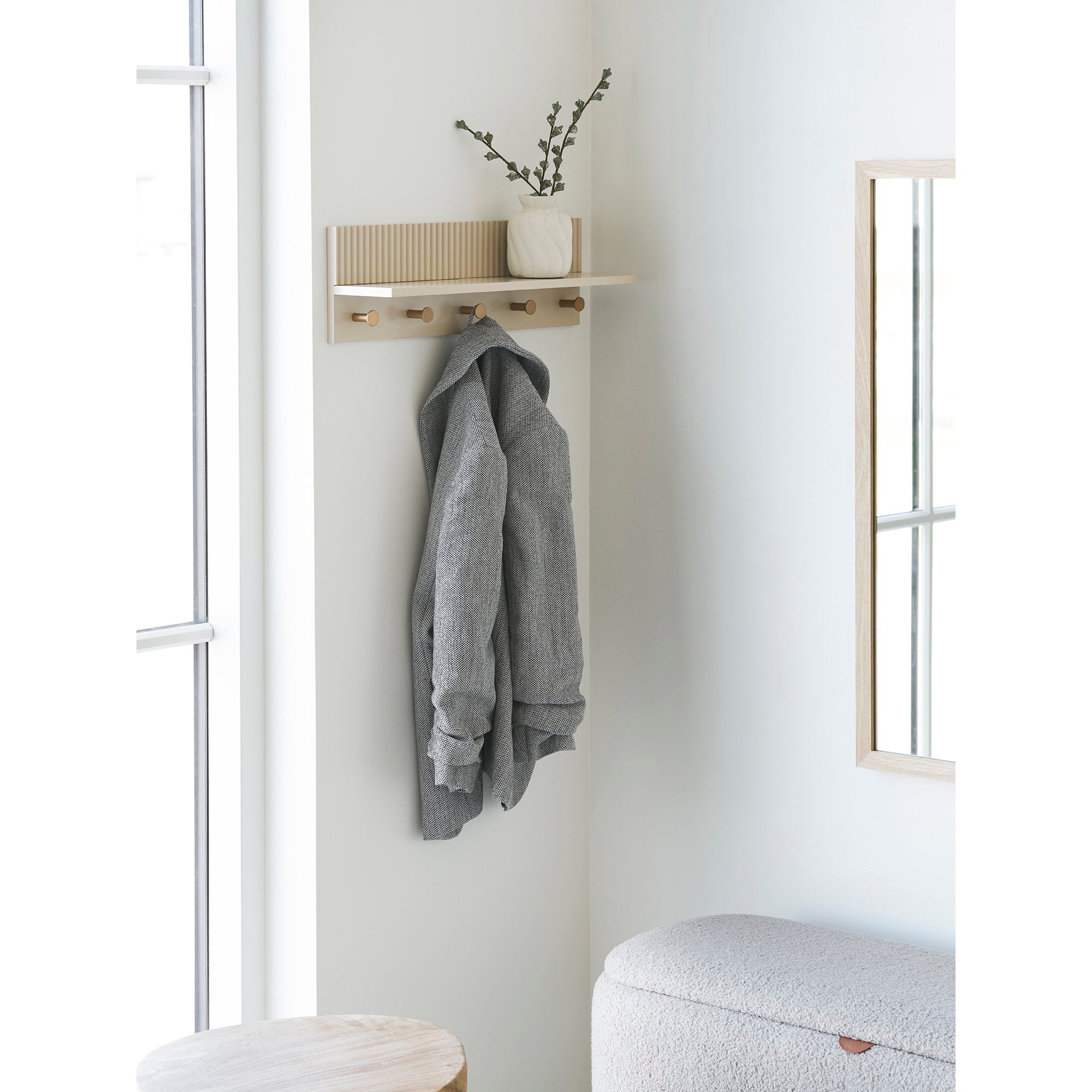 Rocca Wall Shelf with hooks – Beige