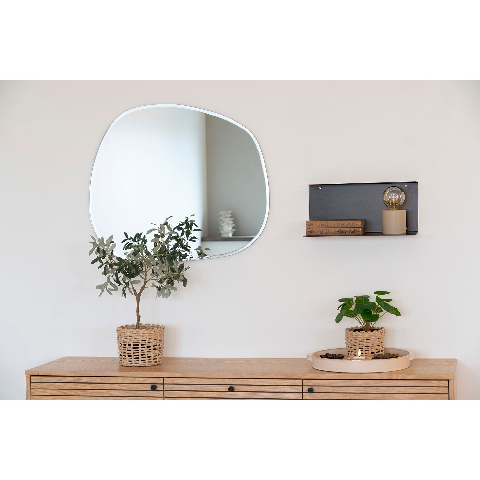 Lille Wall Shelf