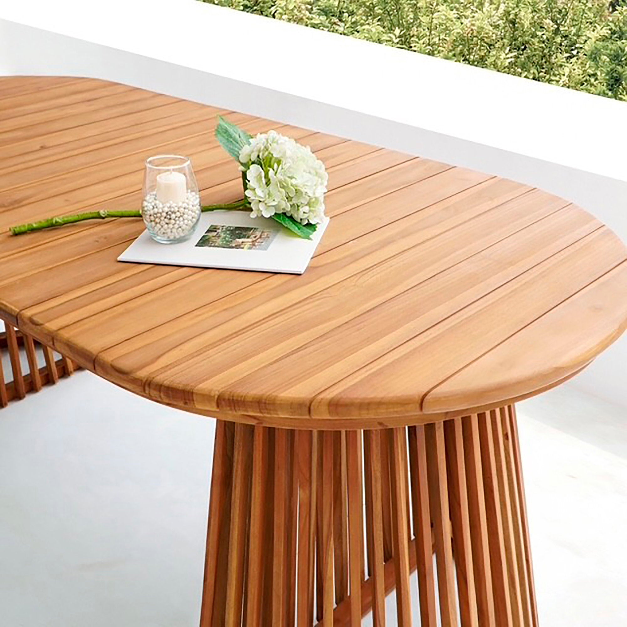 Berja Dining Table – Natural