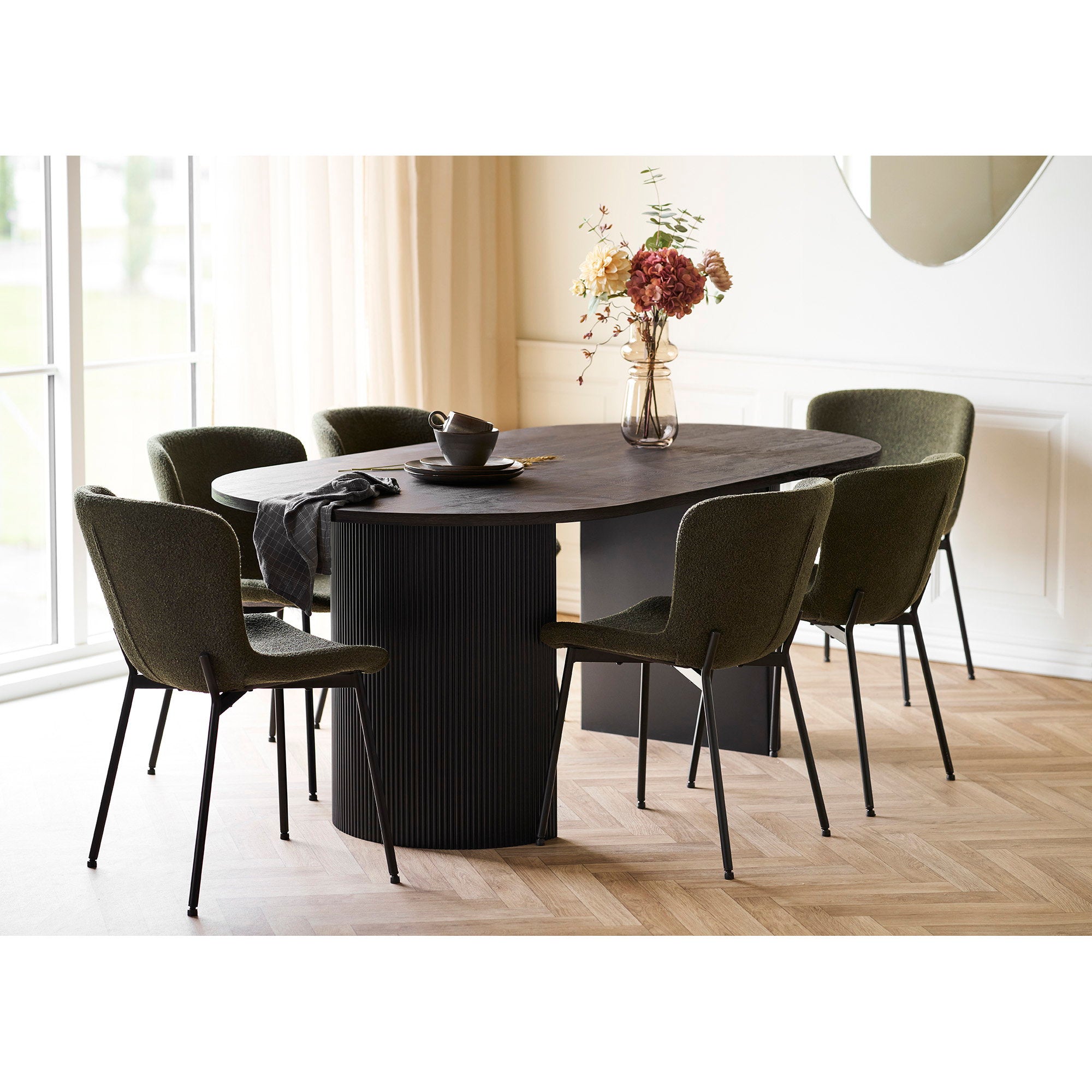 Boavista and Maceda Dining Set – Dark brown / Dark green