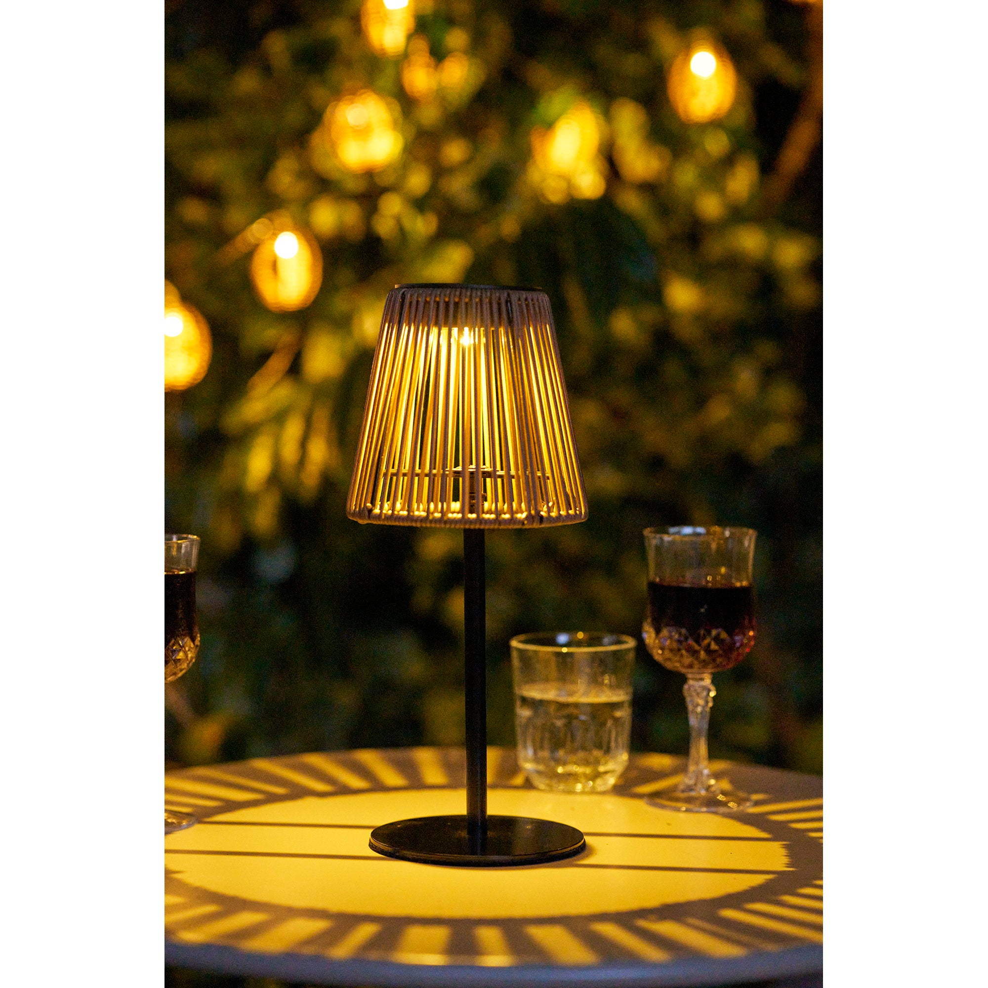 Salford Lamp – Brown / Black