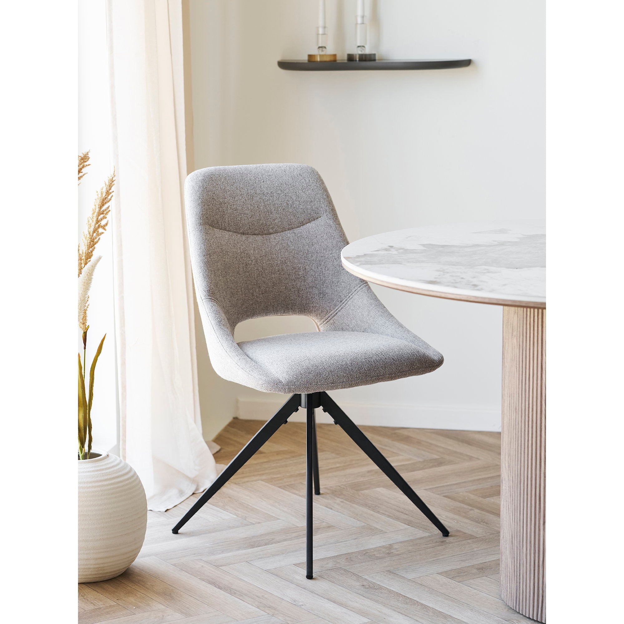 Dokka Dining Chair – Sand