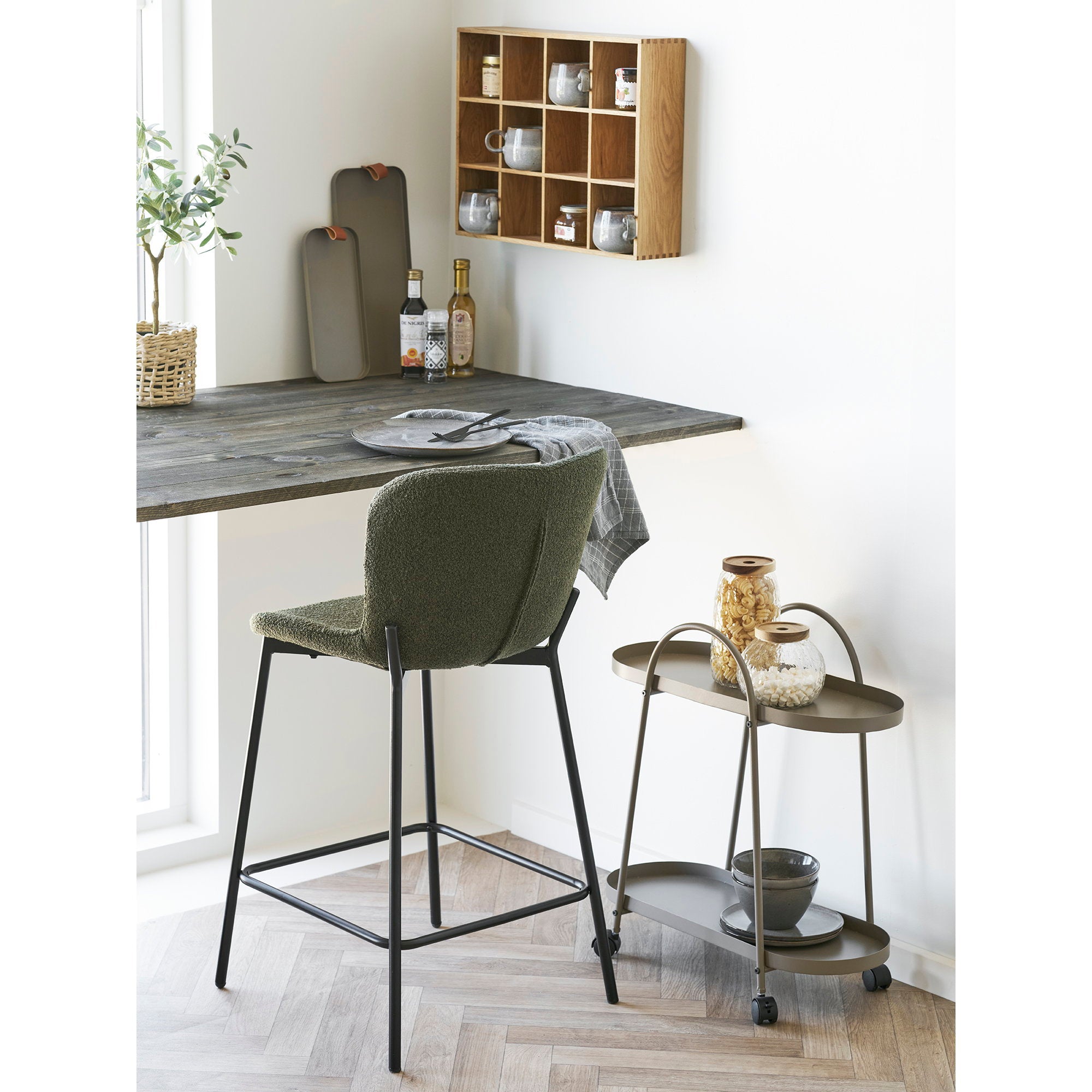 Maceda Counter Chair – Dark Green