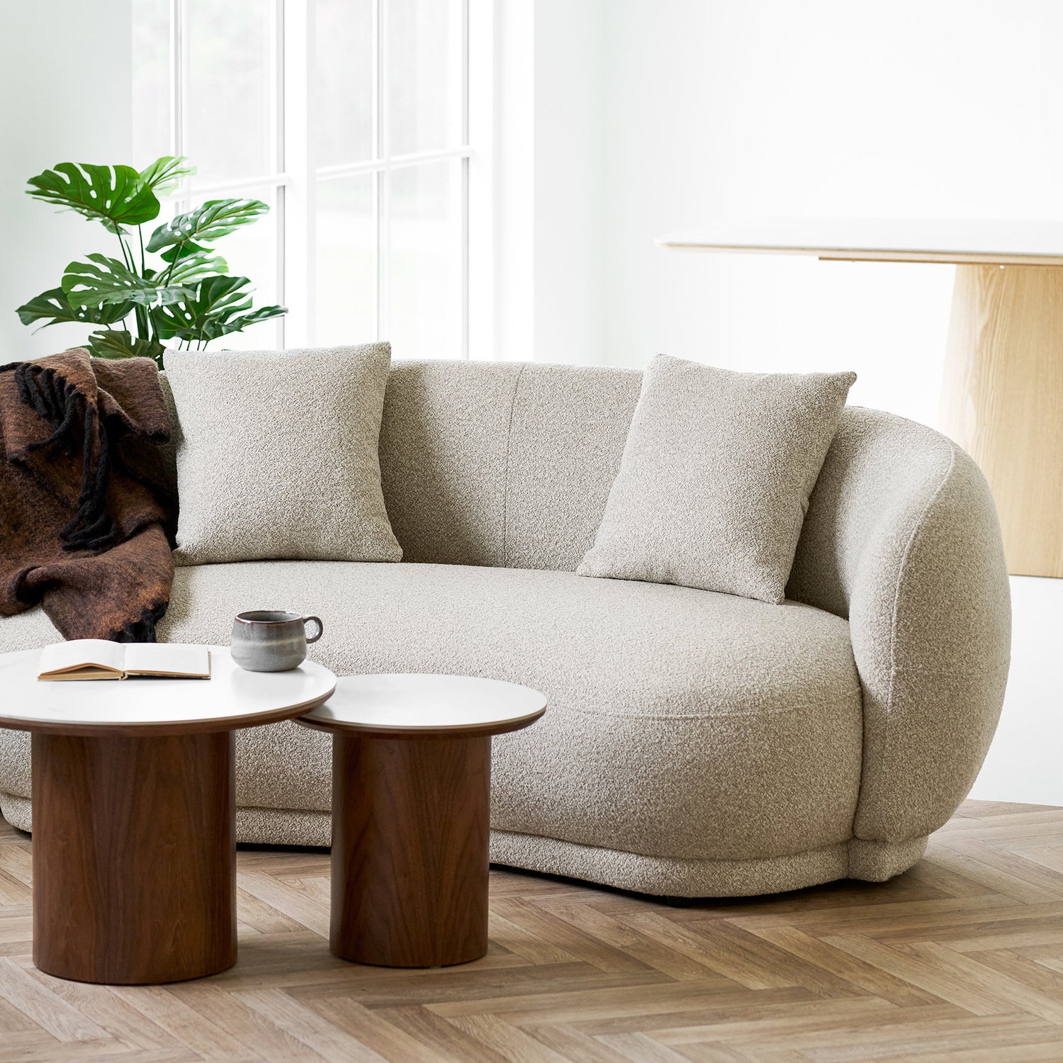 Hawkes 2,5 Seater Sofa – Sand