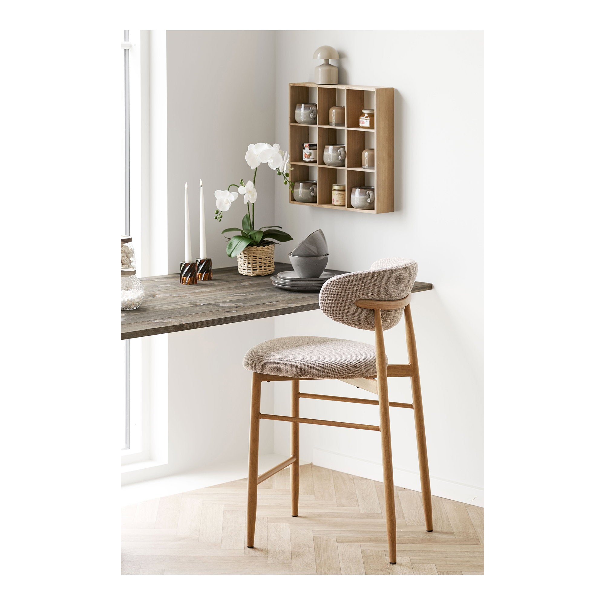 Moss Wall Shelf – Natural