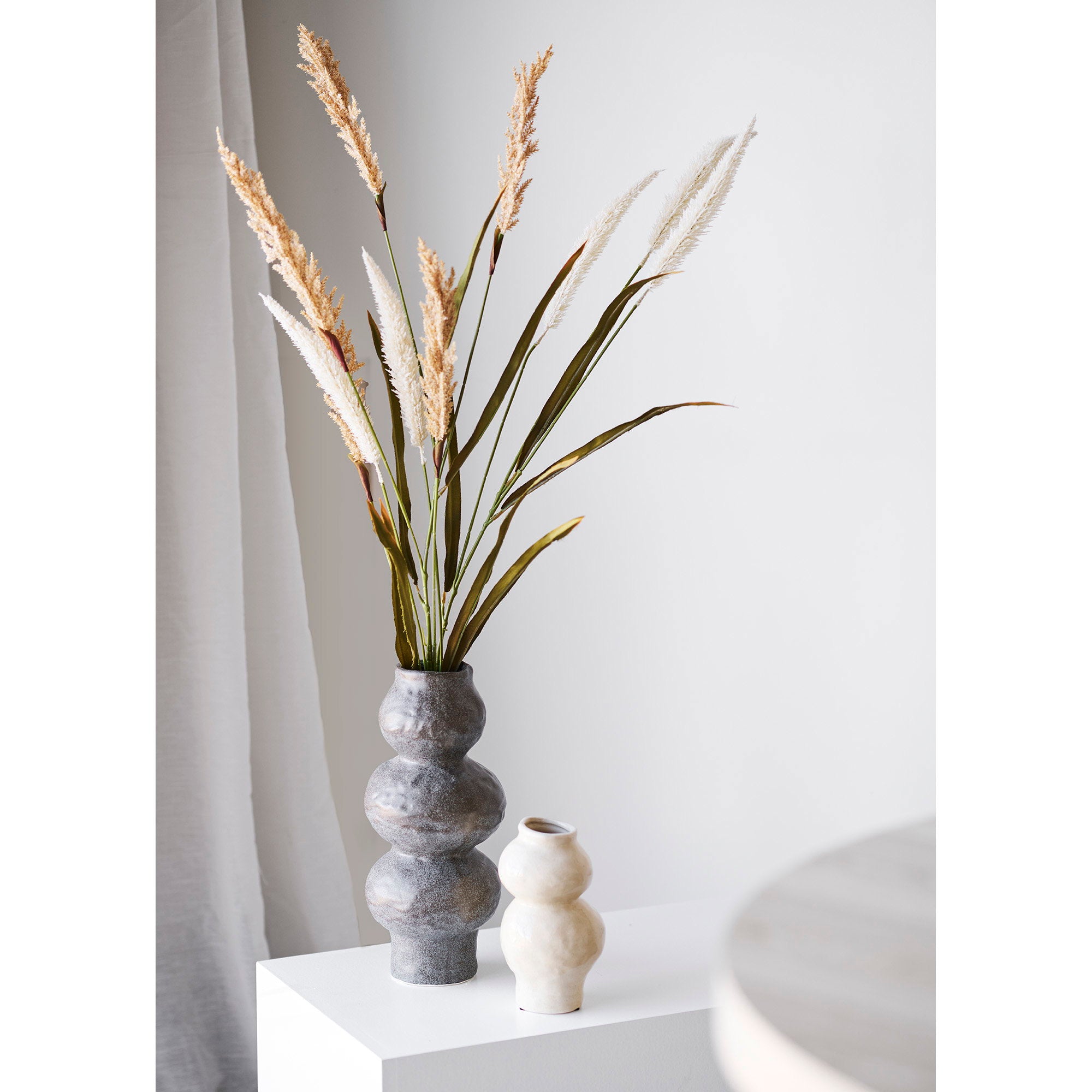 Vase – Dark Grey