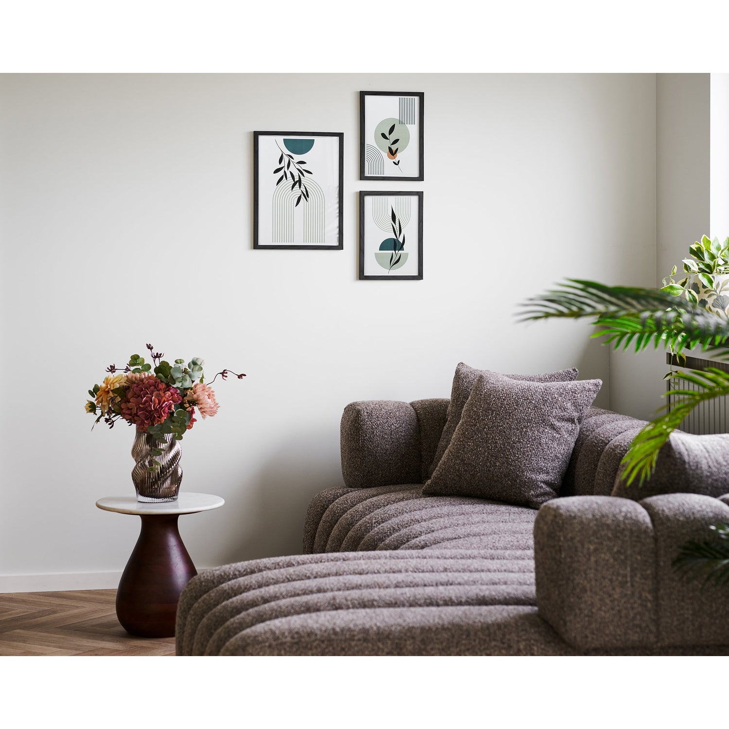 Vase – Brown