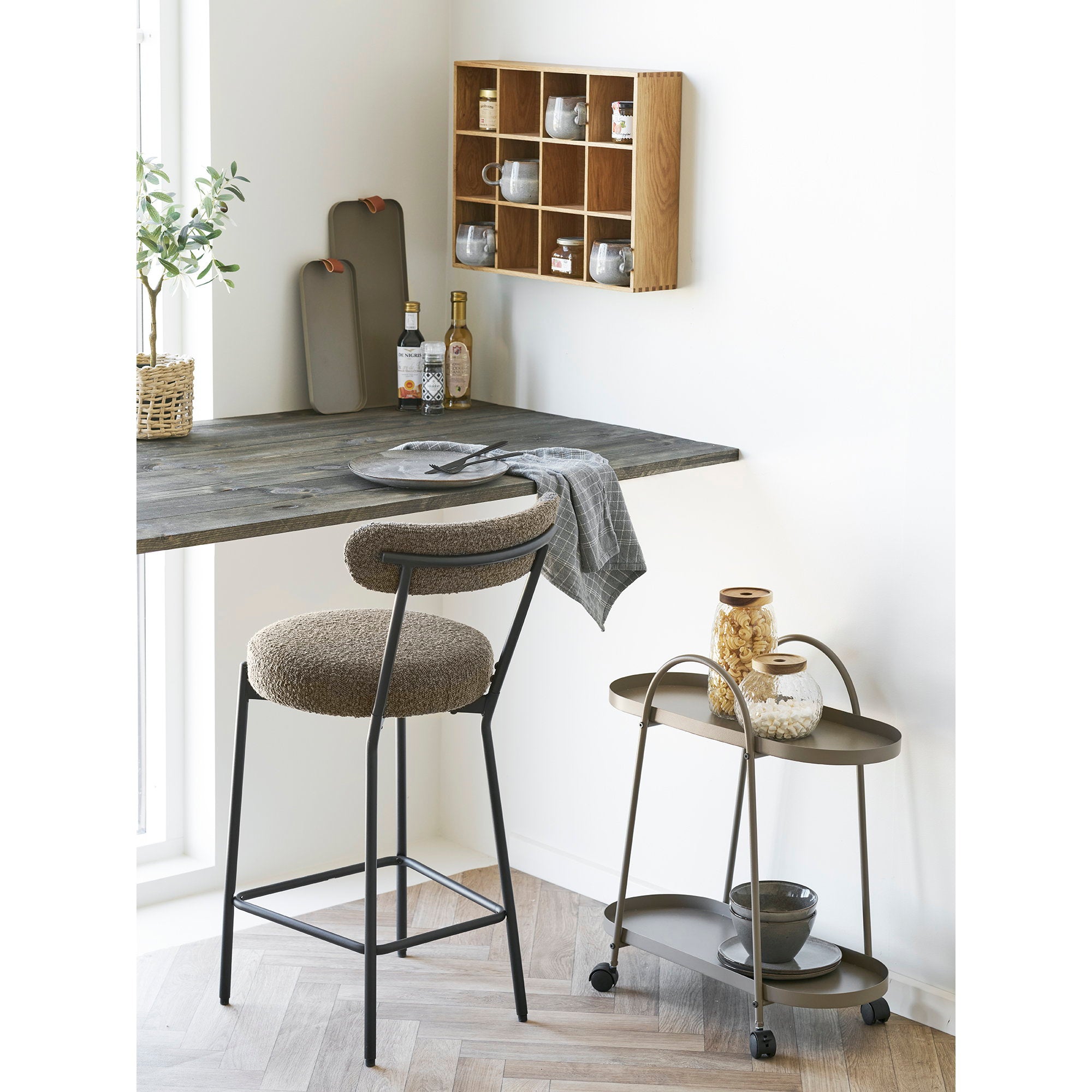 Tray – Brown