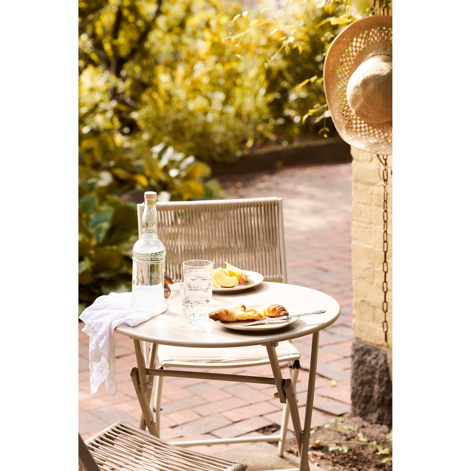 Arcas Bistro Set – Taupe