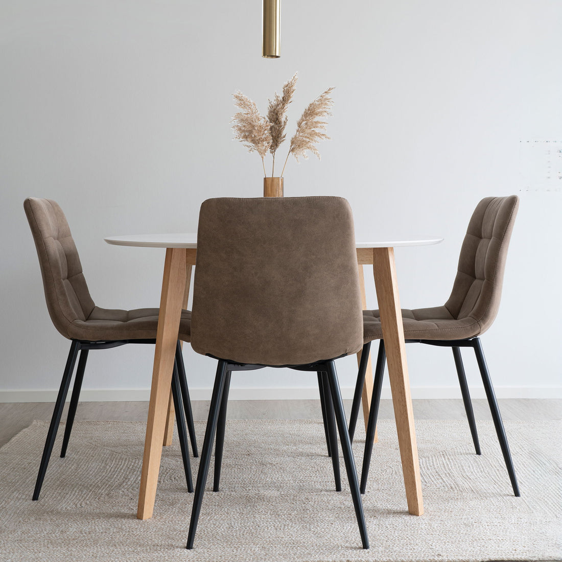 Vojens and Middelfart Dining Set