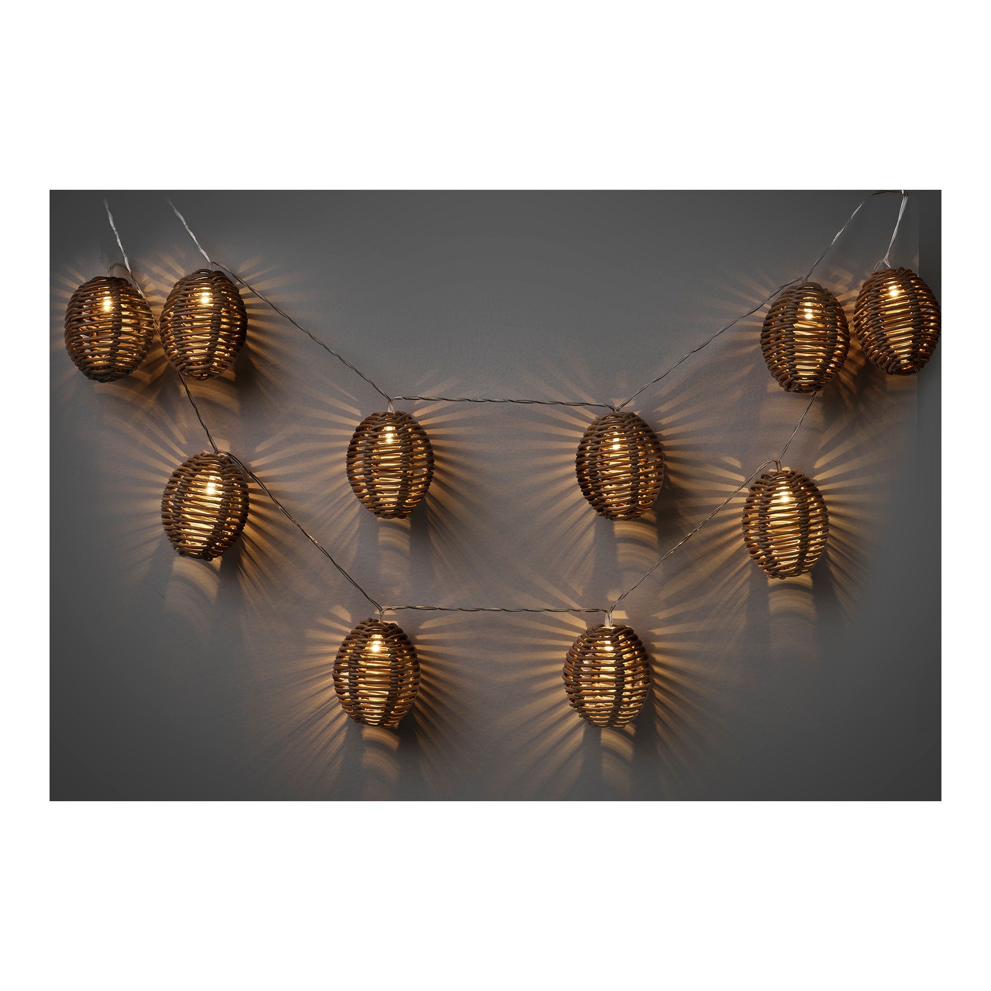Carlisle LED String Light – Natural / Black