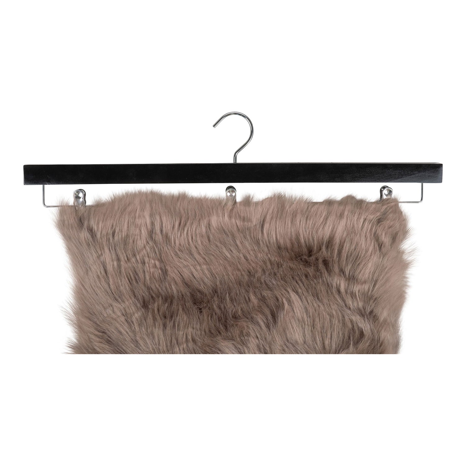 Motella Carpet Hanger